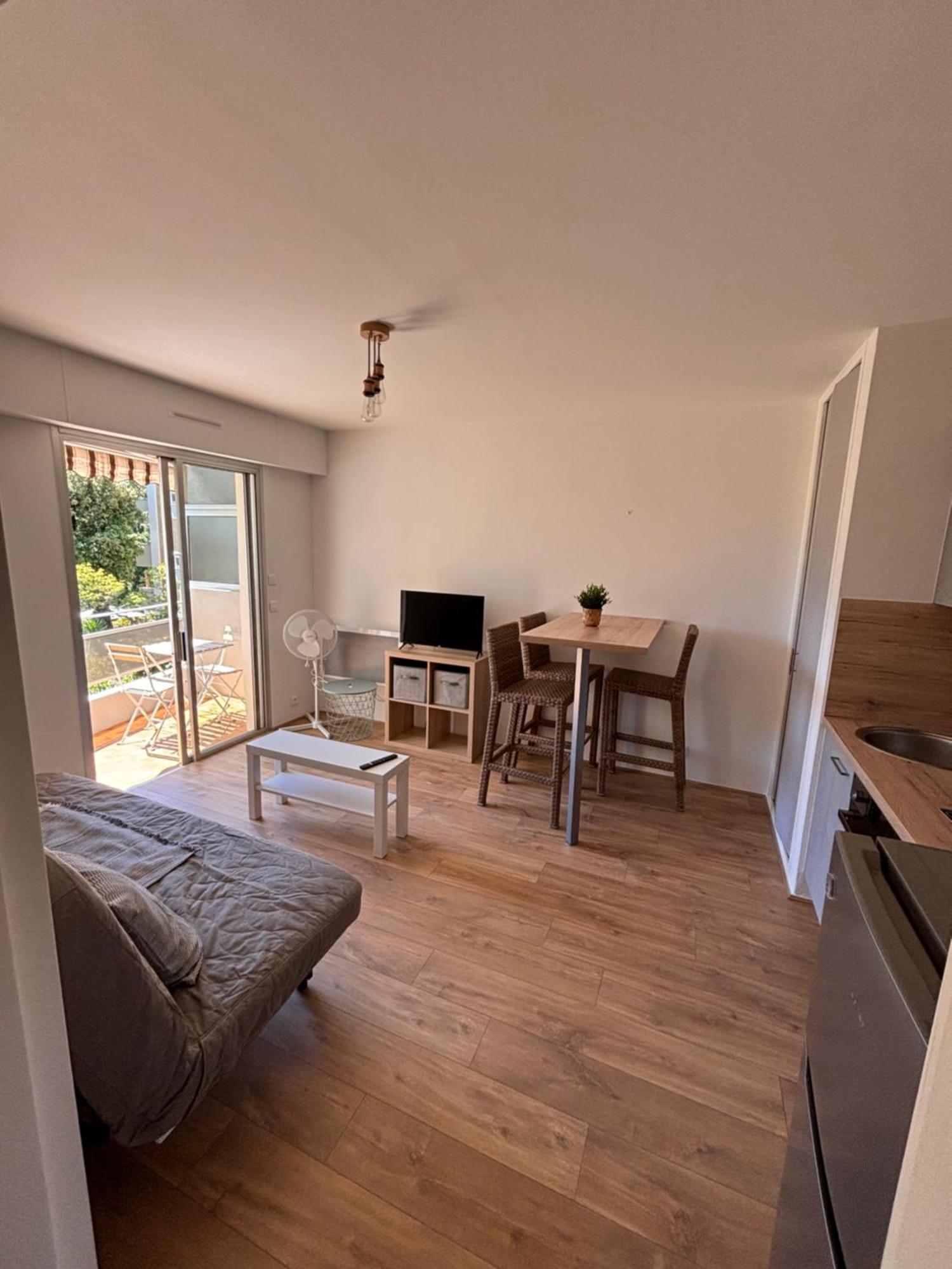 Ferienwohnung Beau Studio 300 M De La Plage Avec Parking La Ciotat Exterior foto